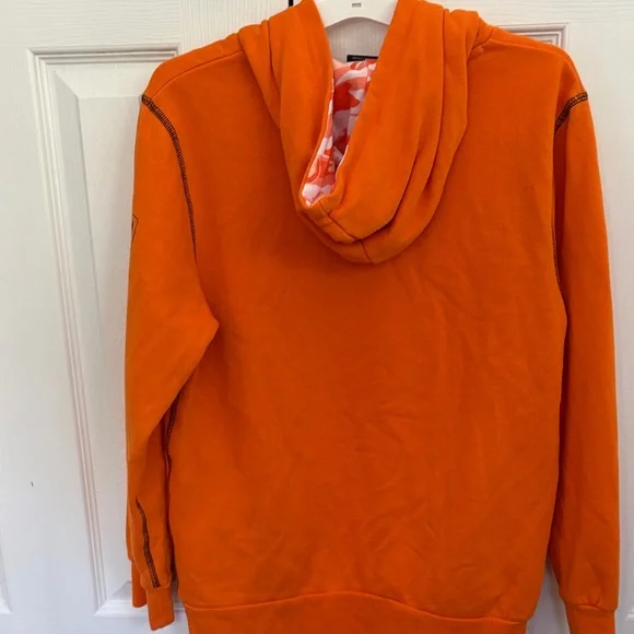 Universal Studios Jurassic World Hoodie - Picture 6 of 7